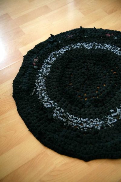 T-Shirt-Yarn Crocheted Rug 